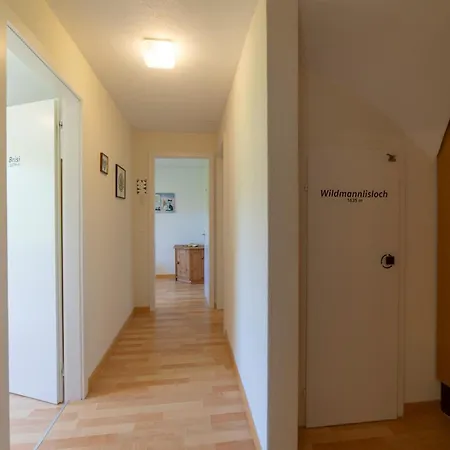 Semesterbostad Churfirstenblick *